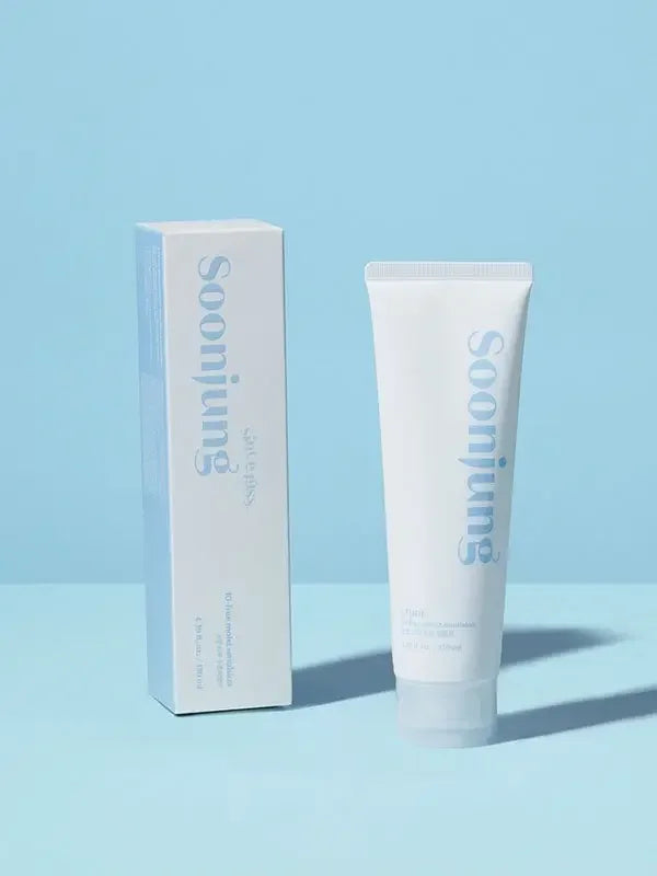 Korean moisturizer for sensitive skin Emulsion 130ml Korean moisturizerLightweight emulsion for sensitive skin hydrationEtude House SoonJung skincare with panthenol and madecassosideNon-greasy emulsion moisturizer for delicate s
