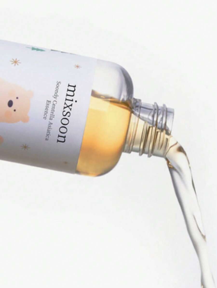 Mixsoon Soondy Centella Asiatica Essence 100 ml – 100% centella extract
Minimalist hydrating essence for sensitive skin
Soothing centella water essence for dewy glow
Vegan centella essence for redness and calm
Lightweight glass-skin centella essence
