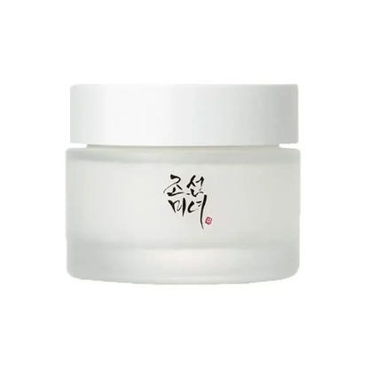 Beauty of Joseon Dynasty Cream 50ml Korean moisturizer

Rice and ginseng face cream for brightening and firming

Luxury Korean skincare Dynasty Cream glowing skin

Beauty of Joseon nourishing moisturizer with niacinamide

Best moisturizer for hydration and radiant glow