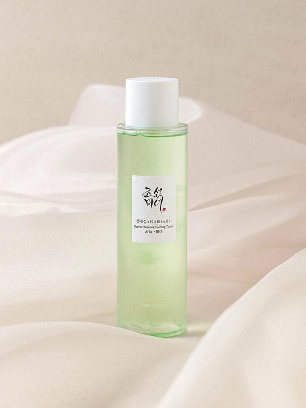 AHA BHA exfoliating toner – plum water exfoliating tonerGreen plum AHA BHA toner for gentle daily exfoliationHanbang skincare toner with plum water and glycolic acidLightweight watery toner for smoother, clearer skinBrightening green plum water toner for pore refinement