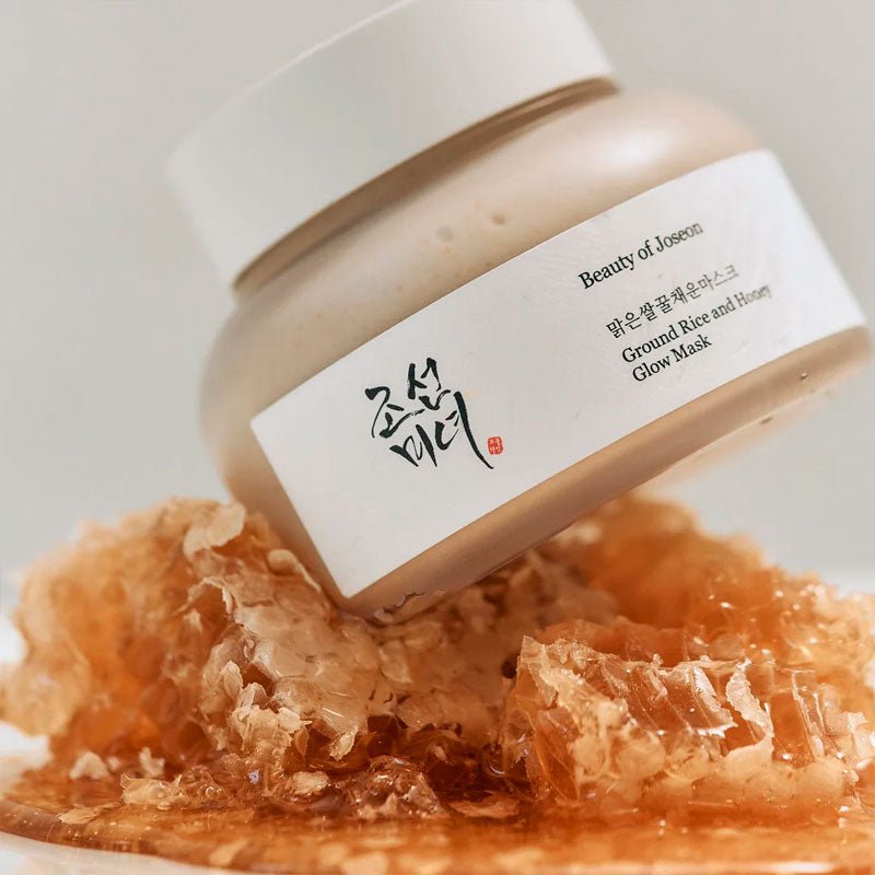 Beauty of Joseon Ground Rice and Honey Glow Mask jar and texture

Honey-toned rice exfoliating mask for glow

Rice and honey wash-off mask for brightening

Softening glow mask with kaolin and fermented rice

Silky rice glow mask for dull or textured skin