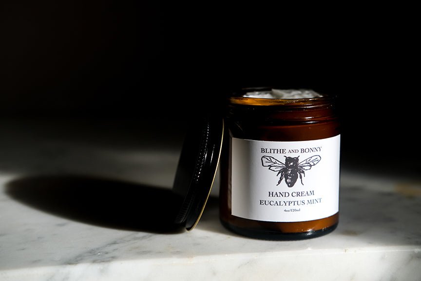 Luxurious hand cream for dry hands and cuticles

Silky moisturizing hand cream with botanical oils

Barrier-repair hand cream for smooth soft hands

Hydrating hand cream absorbs quickly without greasiness

Nourishing hand cream leaves hands glowing and pampered