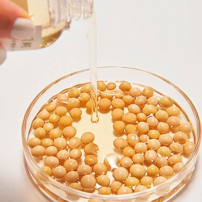 K-beauty fermented bean cream – fermented soybean glow essenceK-beauty hydrating essence with pomegranate AHALightweight Korean glow essence for texture refinementFermented triple‑ferment essence for radiant skin prepSensitive-skin friendly Mixsoon Bean Essence texture