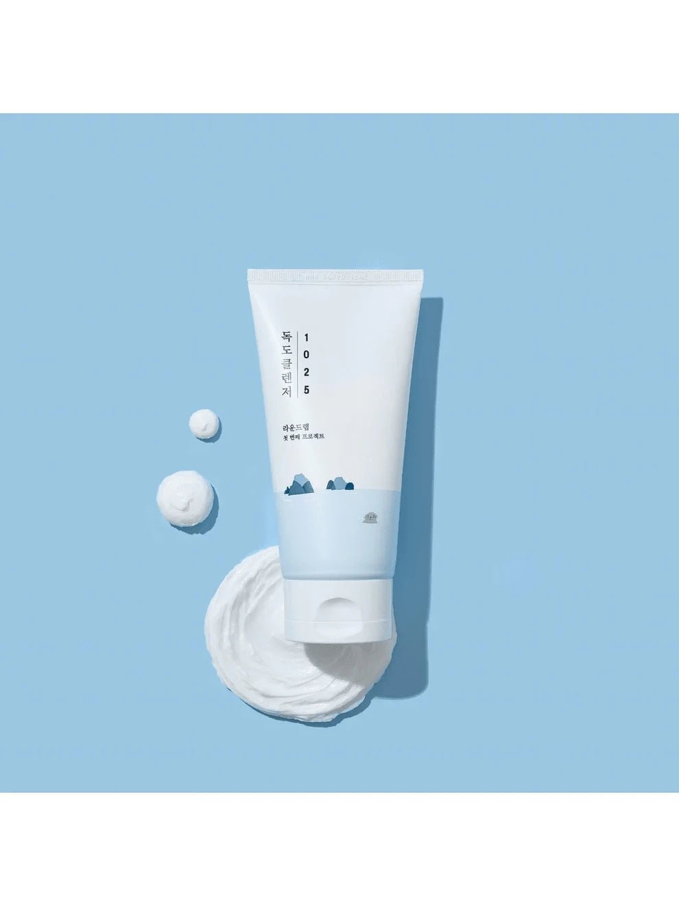 Round Lab 1025 Dokdo Cleanser 150 ml – deep sea water gel cleanser

Low-pH gentle foaming cleanser with hyaluronic acid

Hydrating gel-to-foam cleanser with Ulleungdo deep sea water

Soothing cleanser with ceramide NP and panthenol

Mineral cleanser for sensitive skin